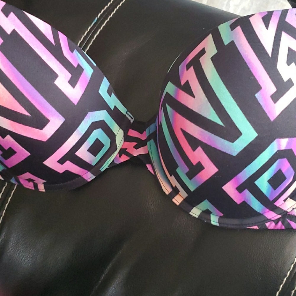 Victoria secret everywhere push-up bra size 36 D